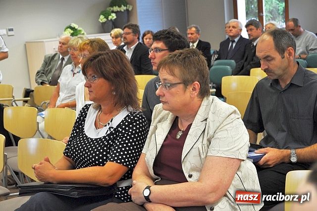 Zdjęcie w galerii na portalu naszraciborz.pl: Ludzie mają bliżej i jeżdżą bezpieczniej wiadomości z regionu