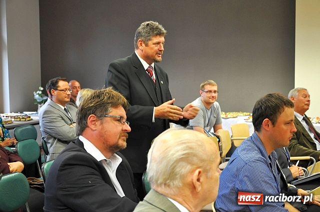 Zdjęcie w galerii na portalu naszraciborz.pl: Ludzie mają bliżej i jeżdżą bezpieczniej wiadomości z regionu