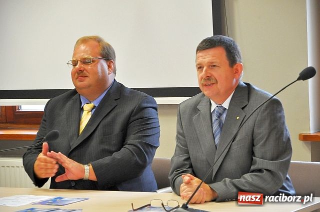 Zdjęcie w galerii na portalu naszraciborz.pl: Ludzie mają bliżej i jeżdżą bezpieczniej wiadomości z regionu