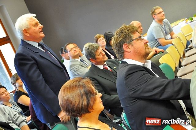 Zdjęcie w galerii na portalu naszraciborz.pl: Ludzie mają bliżej i jeżdżą bezpieczniej wiadomości z regionu