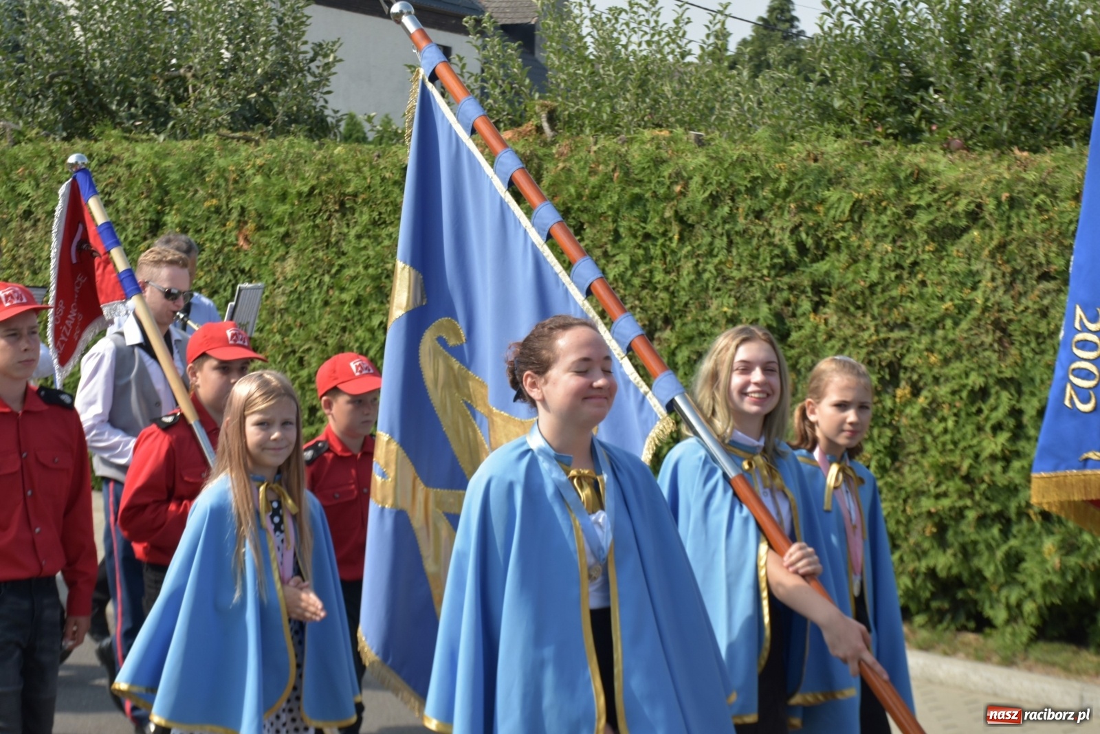 Zdjęcie w galerii na portalu naszraciborz.pl: Piękne panny z koroną żniwną. Dożynki w Krzyżanowicach wiadomości z regionu