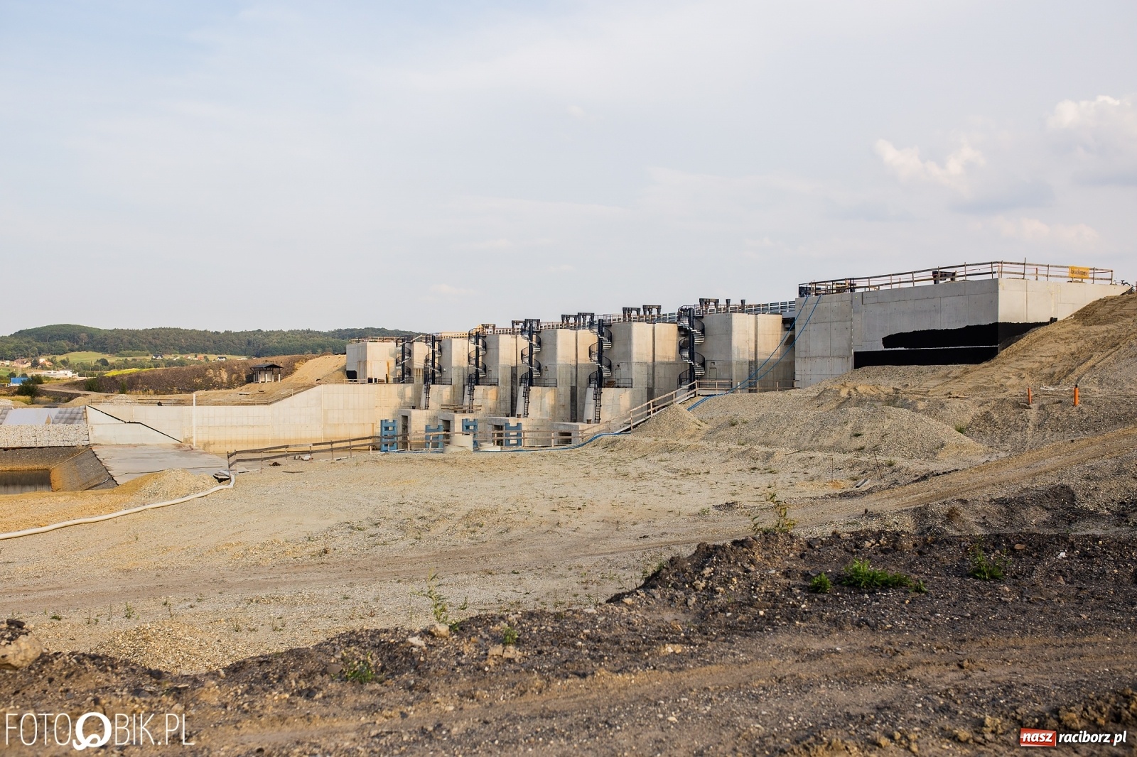 Zdjęcie w galerii na portalu naszraciborz.pl: Zbliża się historyczny moment podczas budowy zbiornika Racibórz [FOTO] wiadomości z regionu