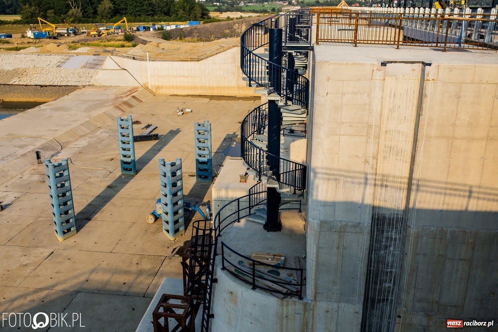 Zdjęcie w galerii na portalu naszraciborz.pl: Zbliża się historyczny moment podczas budowy zbiornika Racibórz [FOTO] wiadomości z regionu