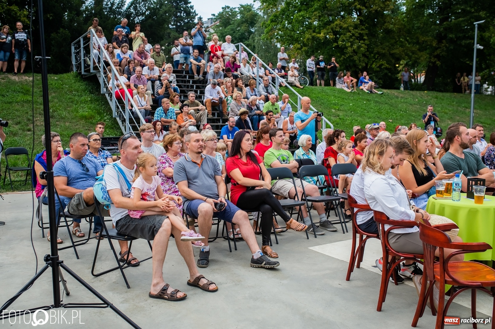 Zdjęcie w galerii na portalu naszraciborz.pl: Plaża&Szanty. The Sunny Side na raciborskiej przystani [FOTO i WIDEO] wiadomości z regionu