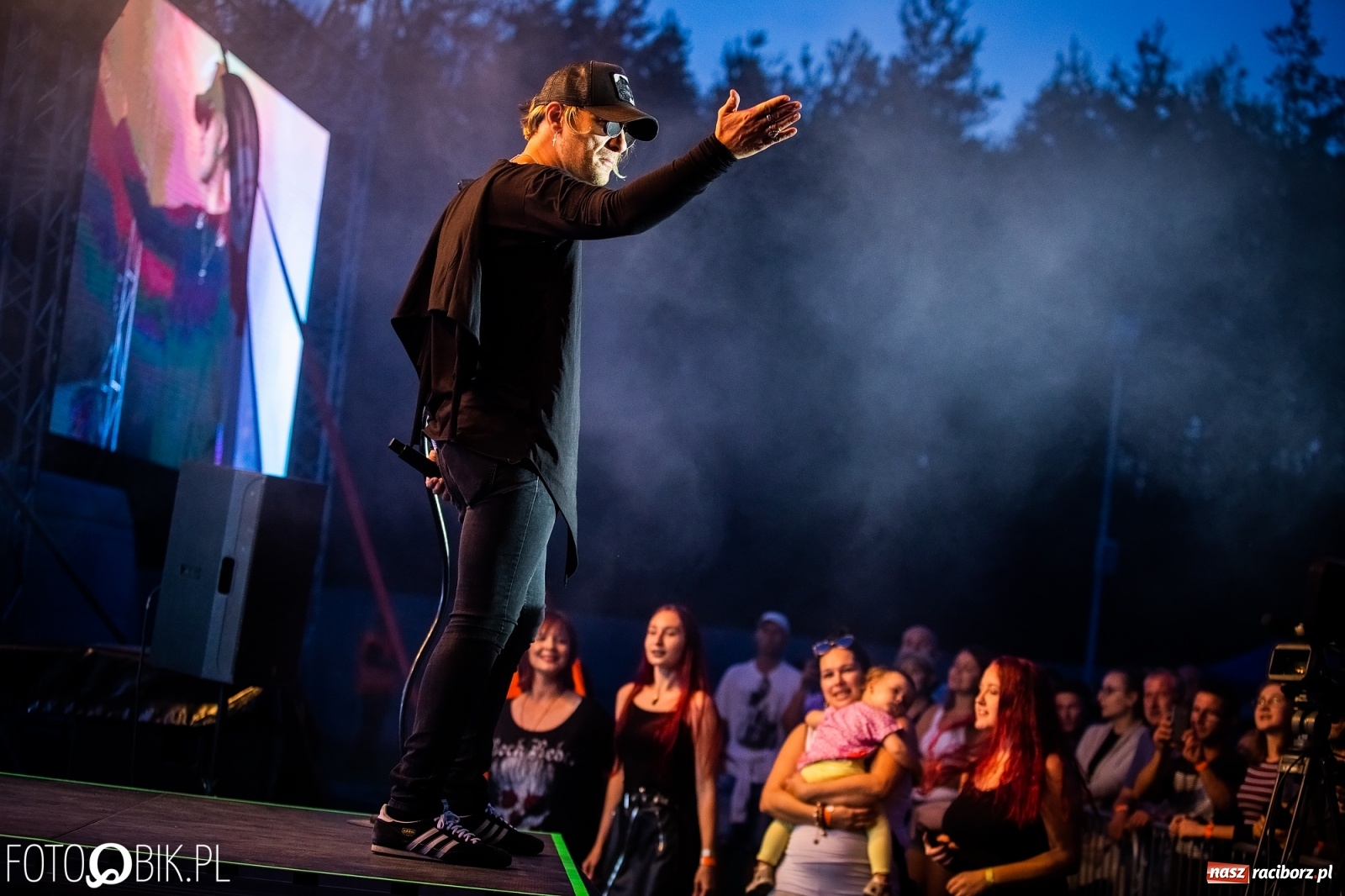 Zdjęcie w galerii na portalu naszraciborz.pl: Zespół Video na finał Dni Kuźni Raciborskiej [FOTO i WIDEO] wiadomości z regionu