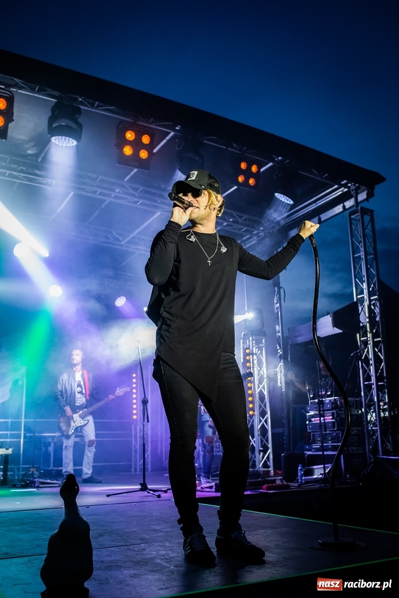 Zdjęcie w galerii na portalu naszraciborz.pl: Zespół Video na finał Dni Kuźni Raciborskiej [FOTO i WIDEO] wiadomości z regionu