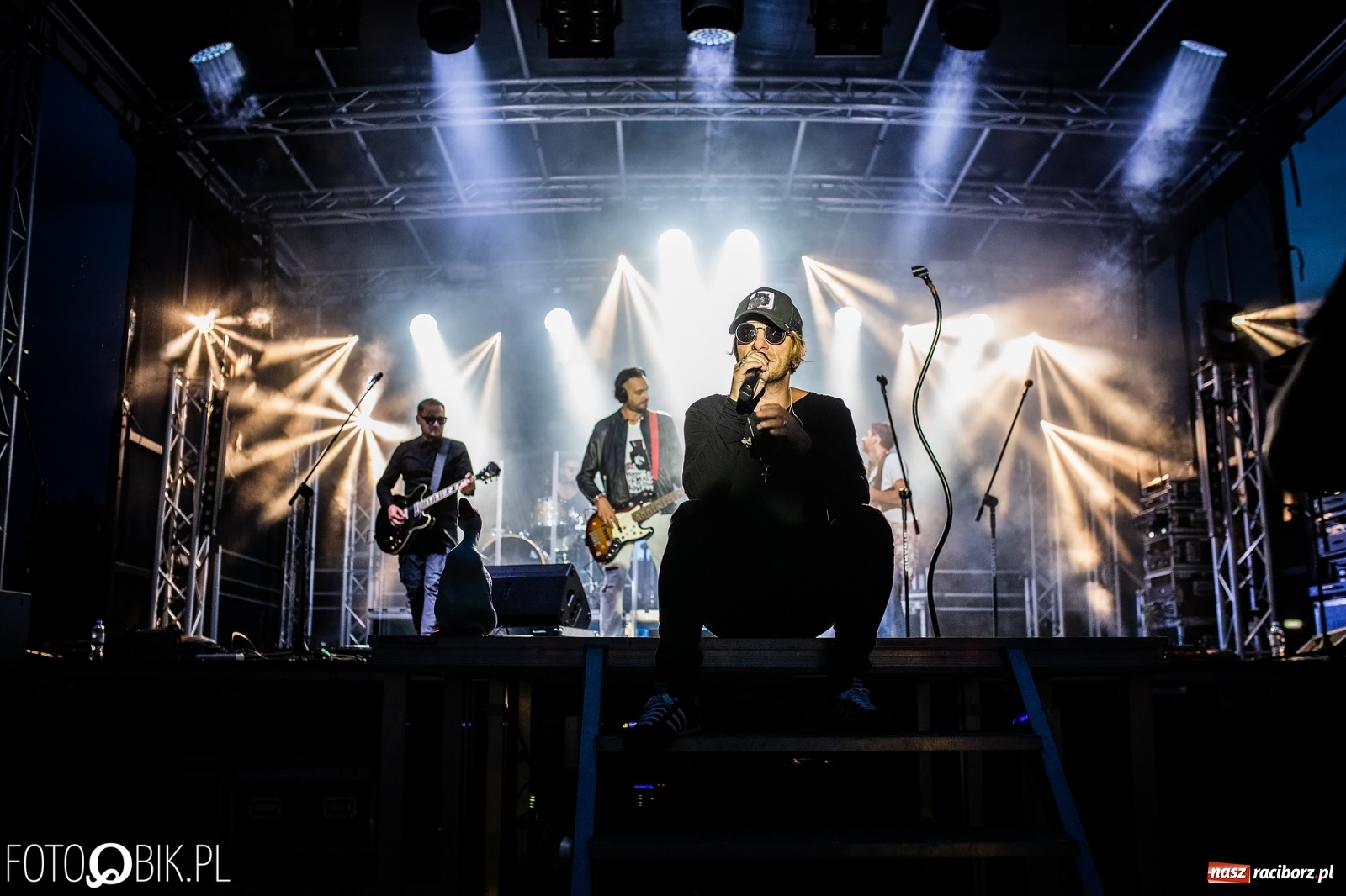 Zdjęcie w galerii na portalu naszraciborz.pl: Zespół Video na finał Dni Kuźni Raciborskiej [FOTO i WIDEO] wiadomości z regionu