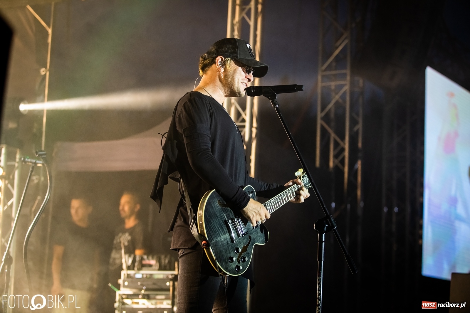 Zdjęcie w galerii na portalu naszraciborz.pl: Zespół Video na finał Dni Kuźni Raciborskiej [FOTO i WIDEO] wiadomości z regionu