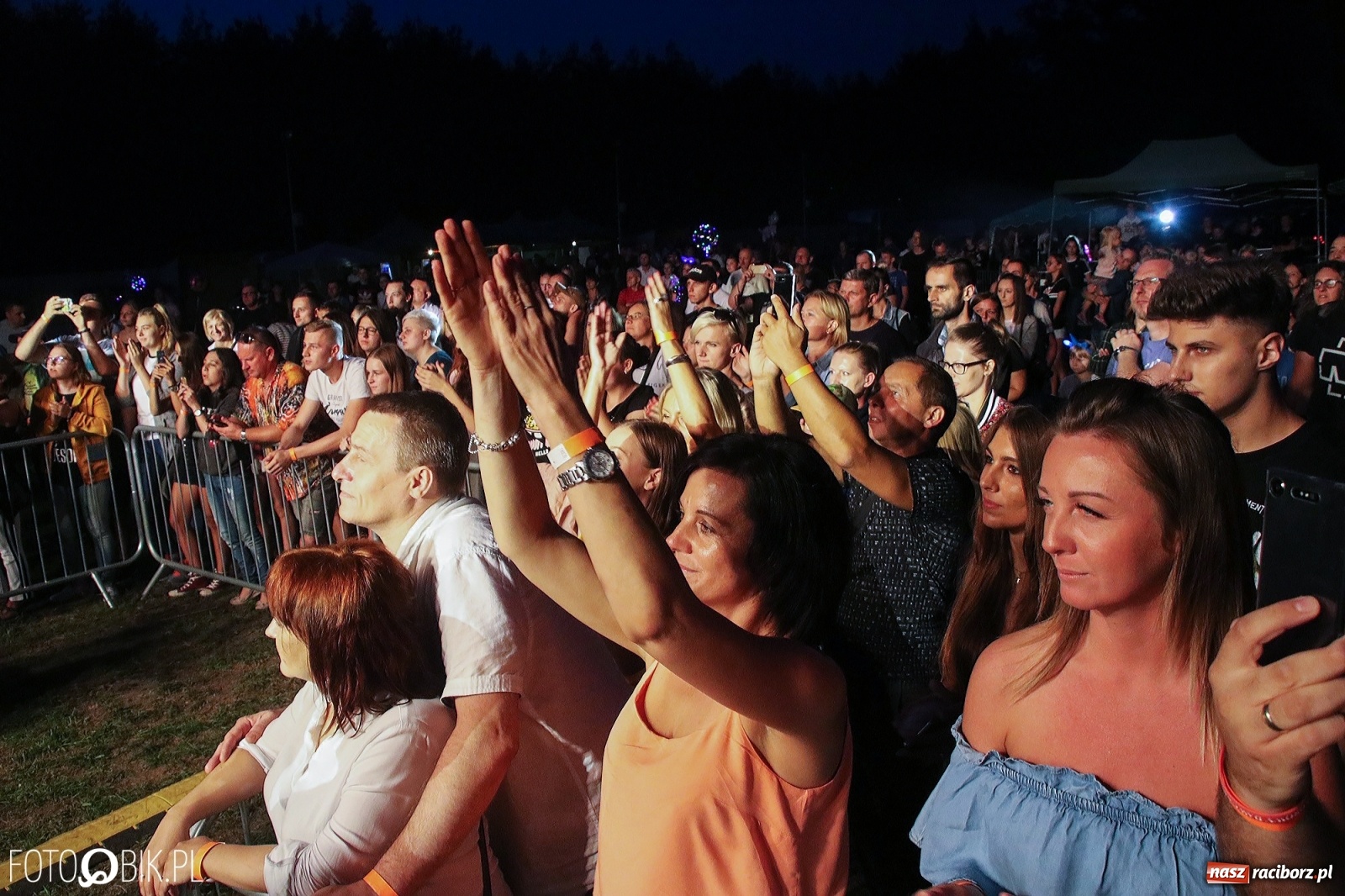 Zdjęcie w galerii na portalu naszraciborz.pl: Zespół Video na finał Dni Kuźni Raciborskiej [FOTO i WIDEO] wiadomości z regionu