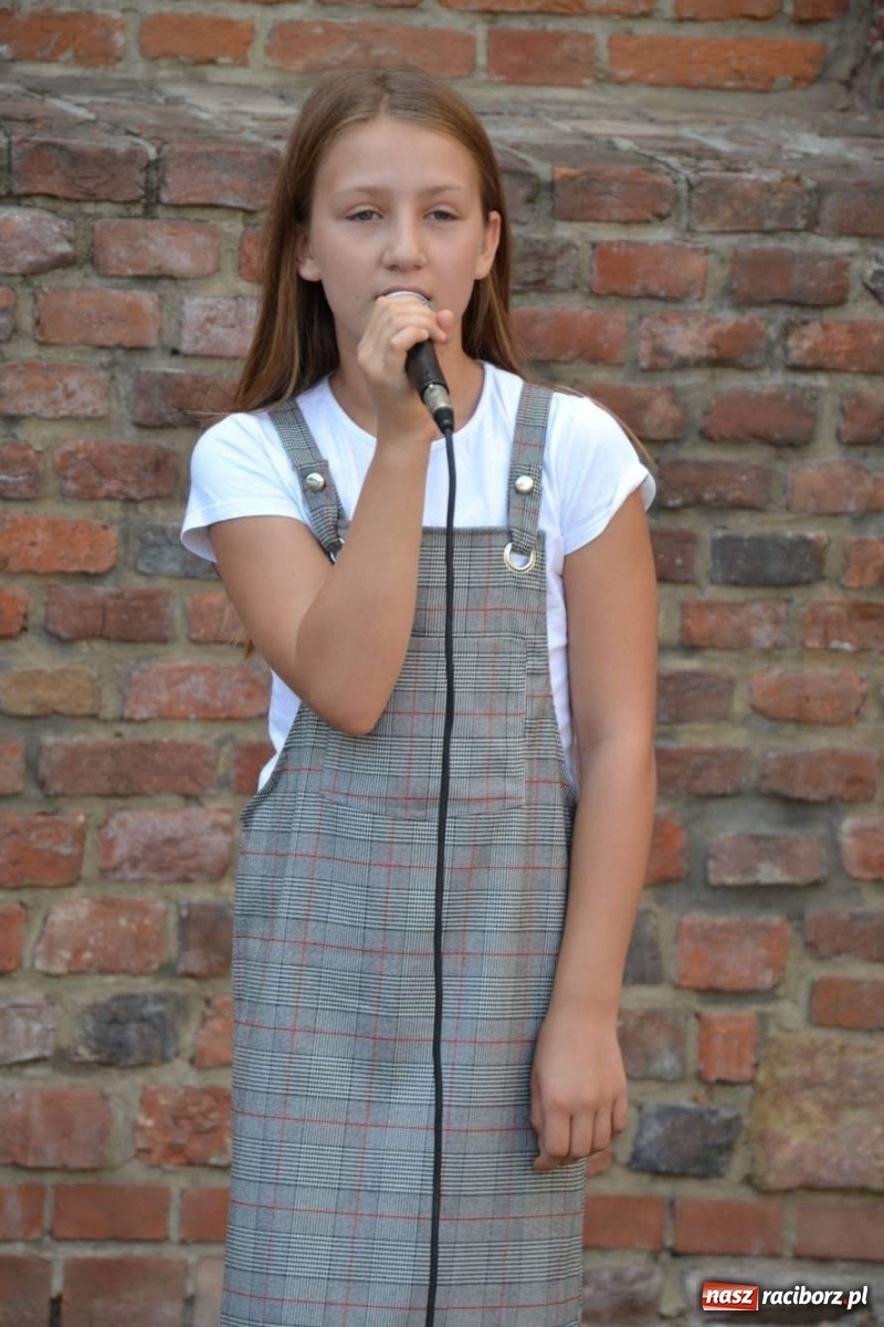 Zdjęcie w galerii na portalu naszraciborz.pl: Piosenki na zamku czar [FOTO]  wiadomości z regionu