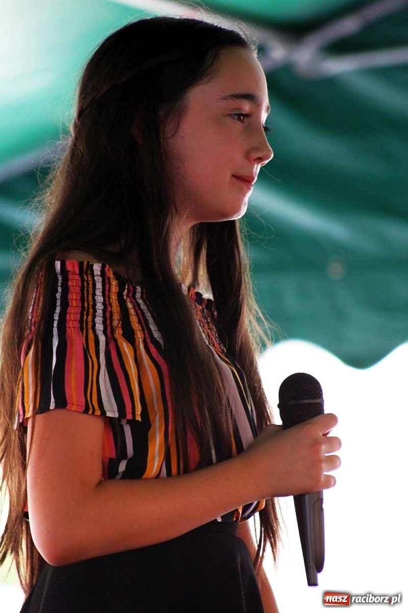 Zdjęcie w galerii na portalu naszraciborz.pl: Śpiewy, tańce i śląska Królewna Śnieżka na wojnowickich dożynkach [FOTO]  wiadomości z regionu