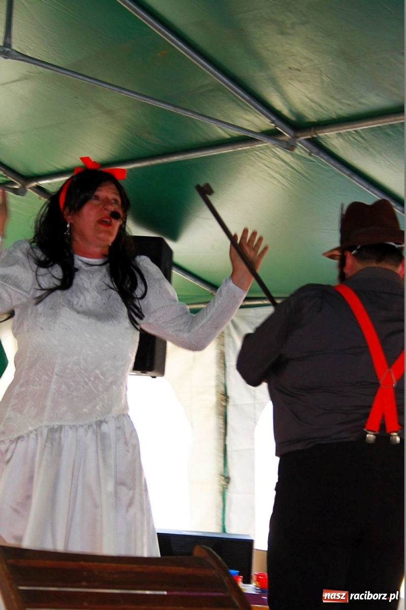 Zdjęcie w galerii na portalu naszraciborz.pl: Śpiewy, tańce i śląska Królewna Śnieżka na wojnowickich dożynkach [FOTO]  wiadomości z regionu