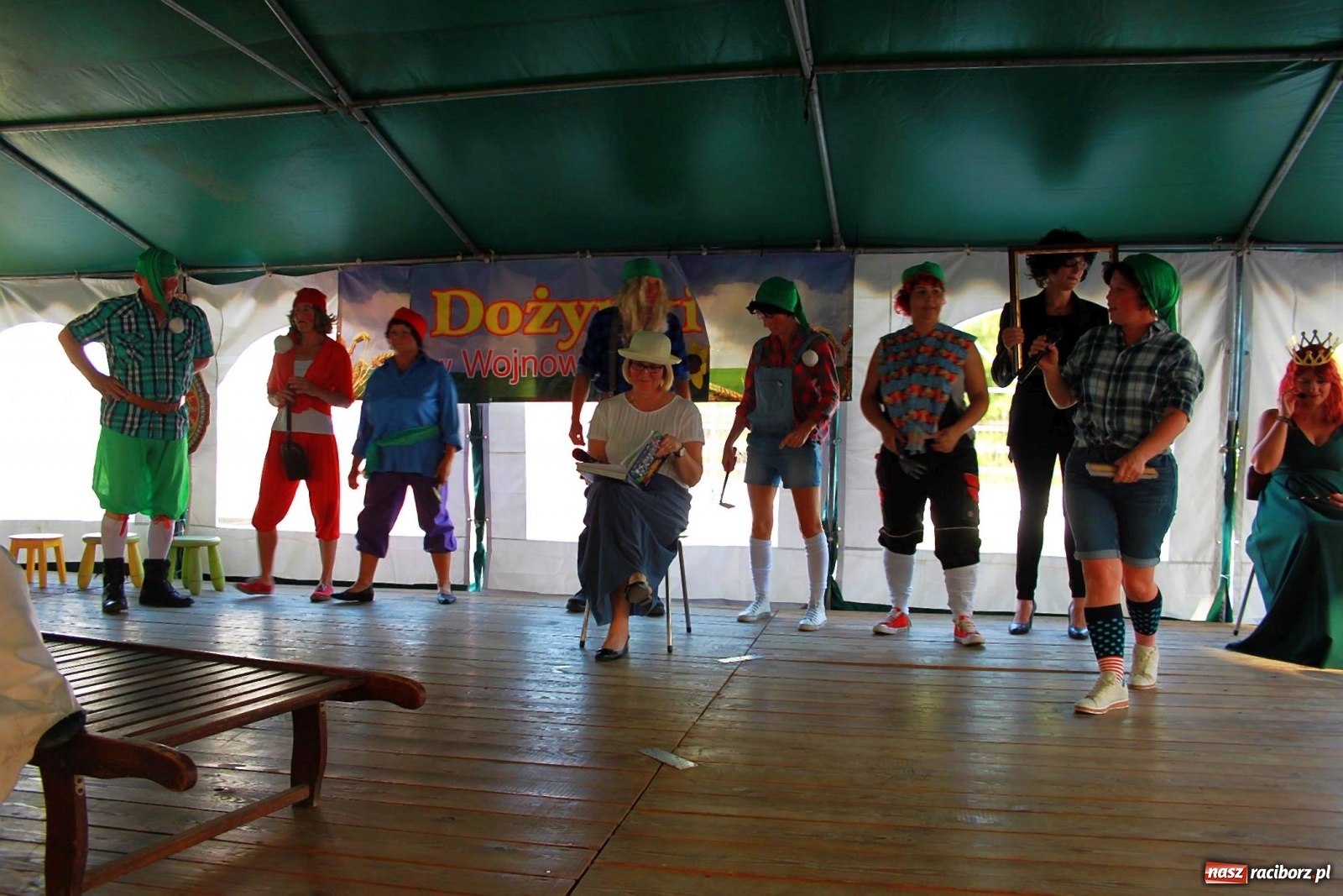 Zdjęcie w galerii na portalu naszraciborz.pl: Śpiewy, tańce i śląska Królewna Śnieżka na wojnowickich dożynkach [FOTO]  wiadomości z regionu