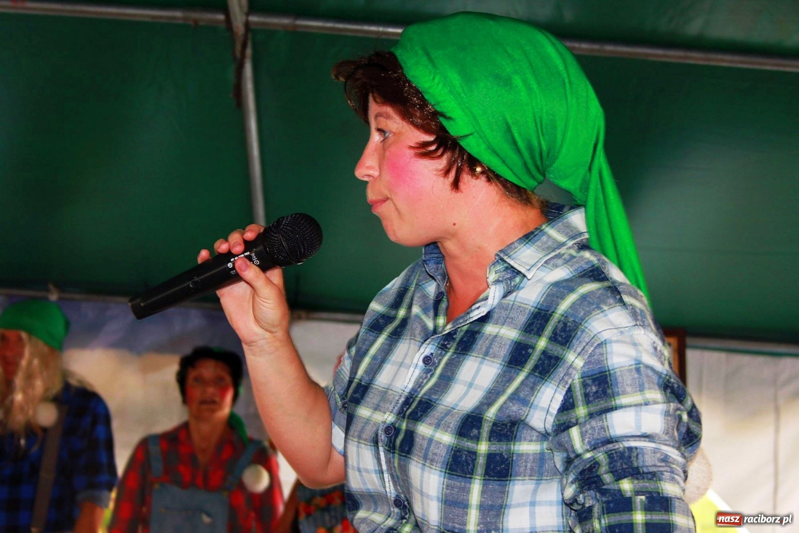 Zdjęcie w galerii na portalu naszraciborz.pl: Śpiewy, tańce i śląska Królewna Śnieżka na wojnowickich dożynkach [FOTO]  wiadomości z regionu