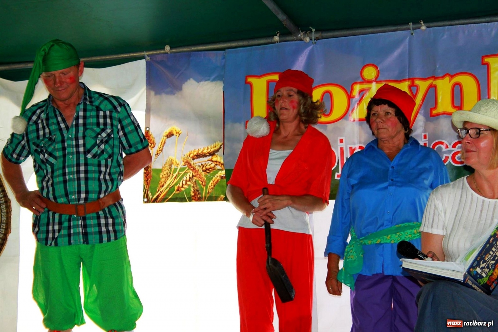 Zdjęcie w galerii na portalu naszraciborz.pl: Śpiewy, tańce i śląska Królewna Śnieżka na wojnowickich dożynkach [FOTO]  wiadomości z regionu