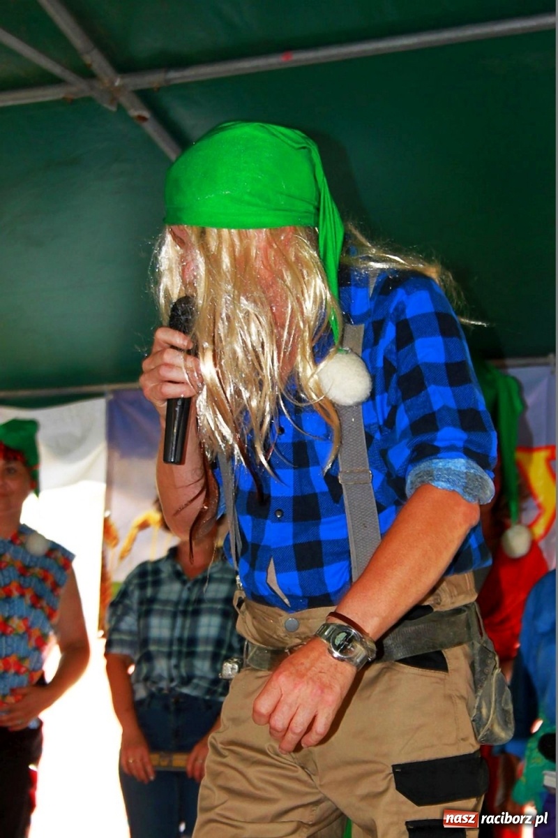 Zdjęcie w galerii na portalu naszraciborz.pl: Śpiewy, tańce i śląska Królewna Śnieżka na wojnowickich dożynkach [FOTO]  wiadomości z regionu