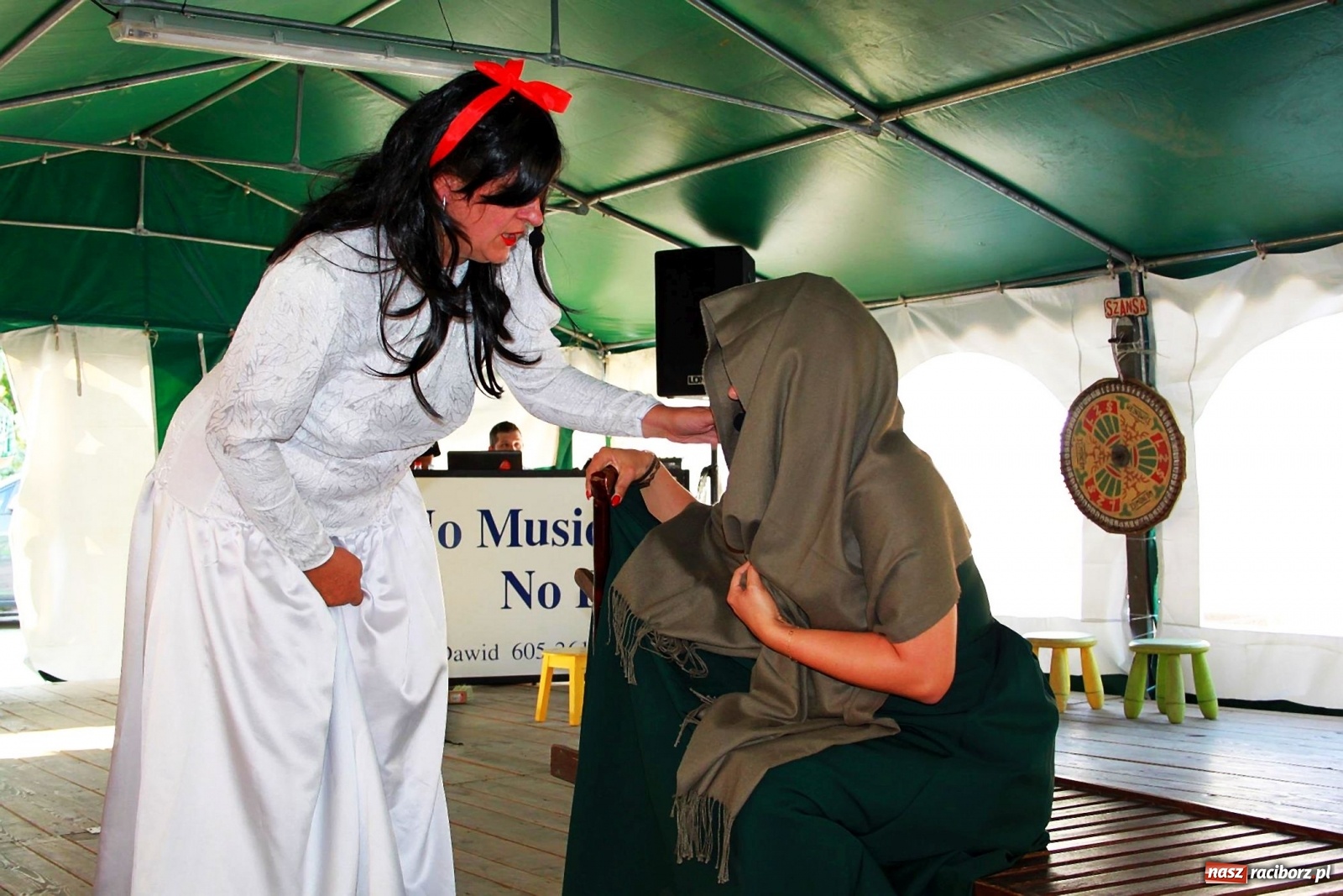 Zdjęcie w galerii na portalu naszraciborz.pl: Śpiewy, tańce i śląska Królewna Śnieżka na wojnowickich dożynkach [FOTO]  wiadomości z regionu
