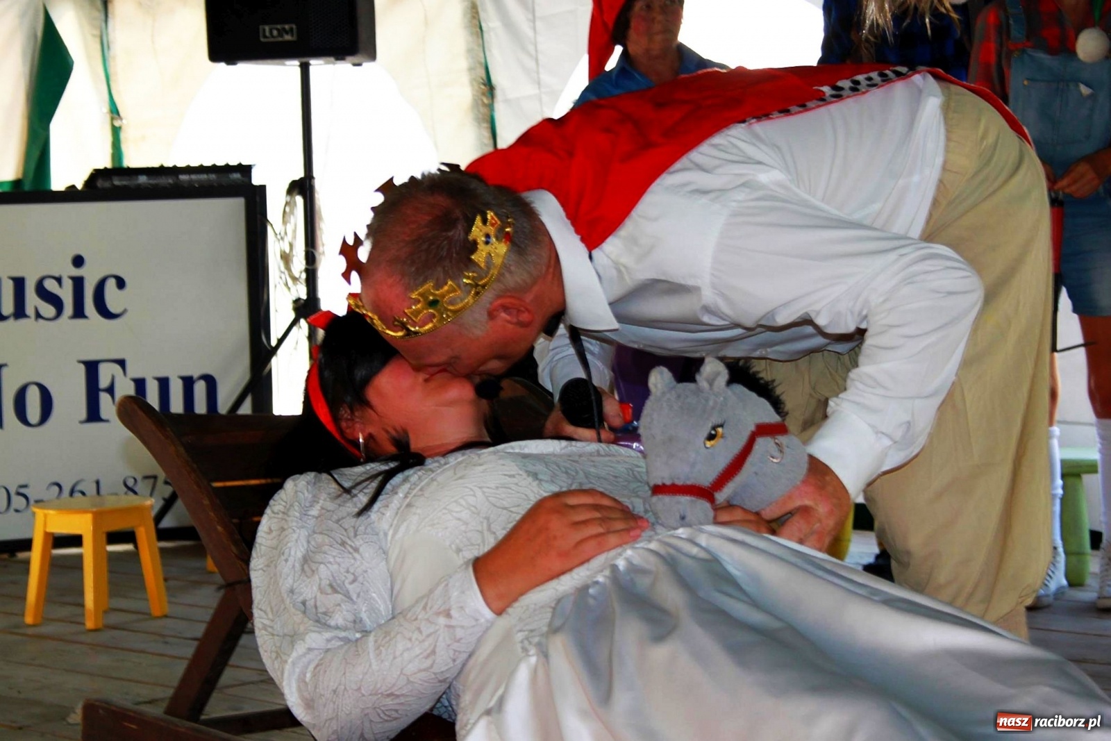 Zdjęcie w galerii na portalu naszraciborz.pl: Śpiewy, tańce i śląska Królewna Śnieżka na wojnowickich dożynkach [FOTO]  wiadomości z regionu