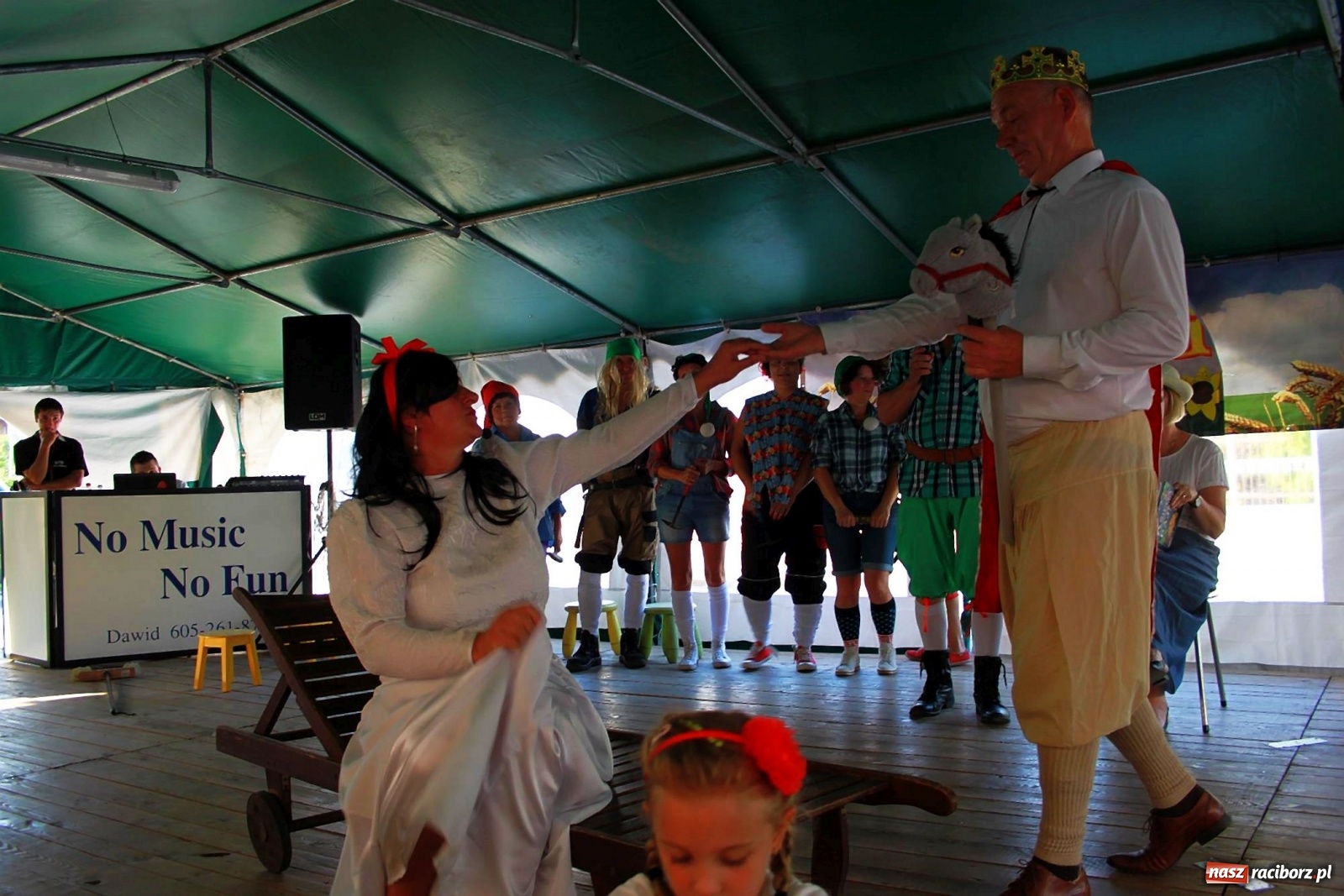 Zdjęcie w galerii na portalu naszraciborz.pl: Śpiewy, tańce i śląska Królewna Śnieżka na wojnowickich dożynkach [FOTO]  wiadomości z regionu