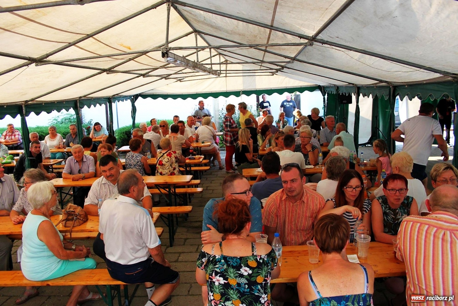 Zdjęcie w galerii na portalu naszraciborz.pl: Śpiewy, tańce i śląska Królewna Śnieżka na wojnowickich dożynkach [FOTO]  wiadomości z regionu
