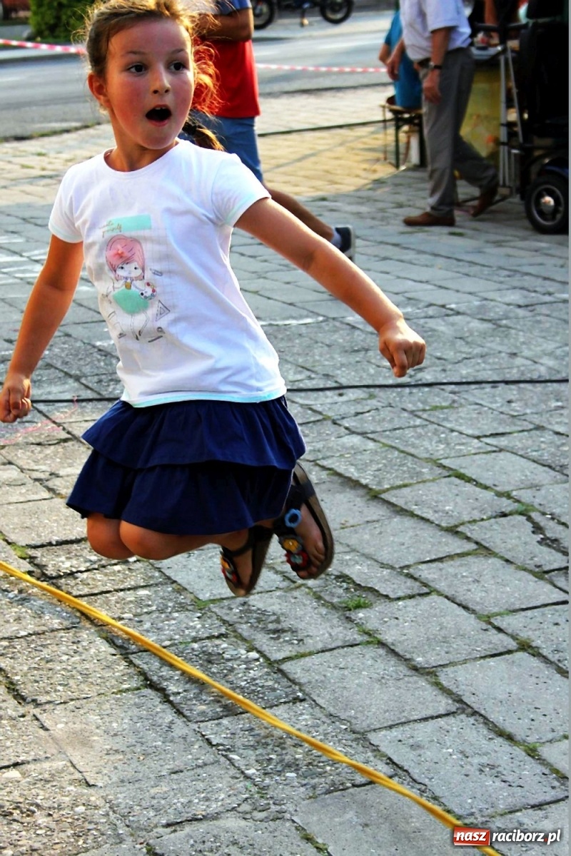 Zdjęcie w galerii na portalu naszraciborz.pl: Śpiewy, tańce i śląska Królewna Śnieżka na wojnowickich dożynkach [FOTO]  wiadomości z regionu