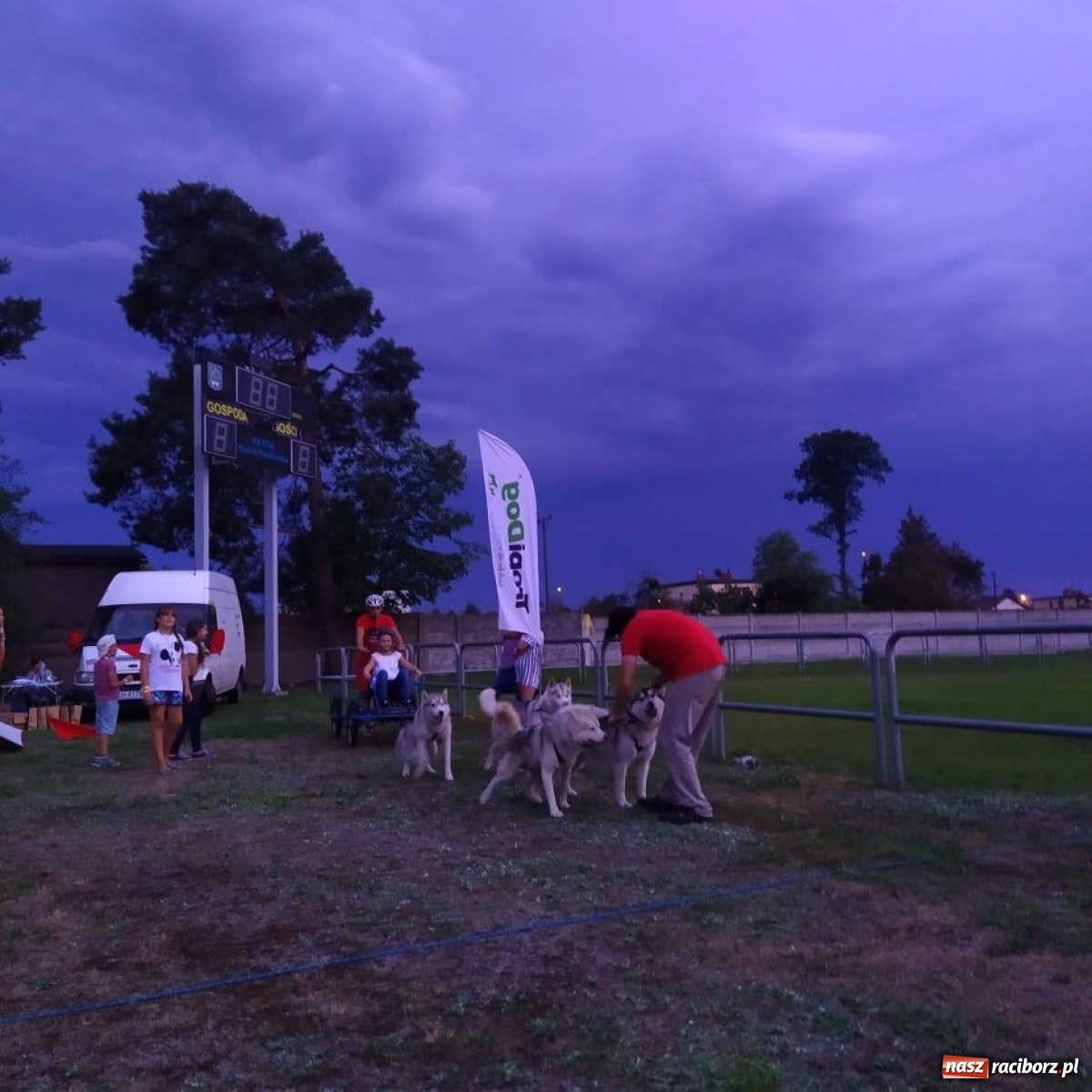 Zdjęcie w galerii na portalu naszraciborz.pl: Wilczy Pakt na Dniach Kuźni Raciborskiej [FOTO]  wiadomości z regionu