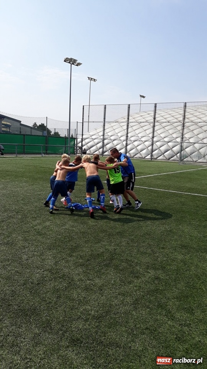 Zdjęcie w galerii na portalu naszraciborz.pl: KS Unia Racibórz na turnieju w czeskim Krawarzu [FOTO] wiadomości z regionu