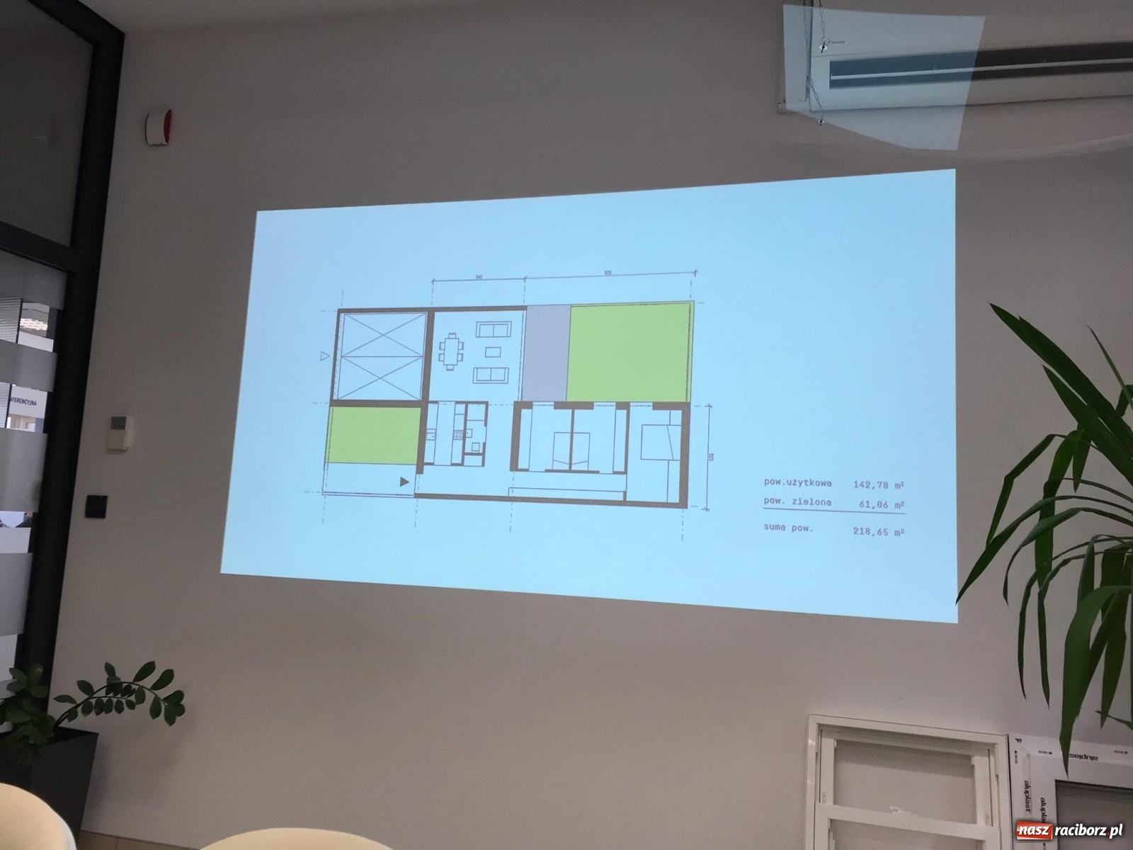 Zdjęcie w galerii na portalu naszraciborz.pl: Eko-miasteczko Eko-Okien. Dla kogo ten projekt [WIDEO] wiadomości z regionu