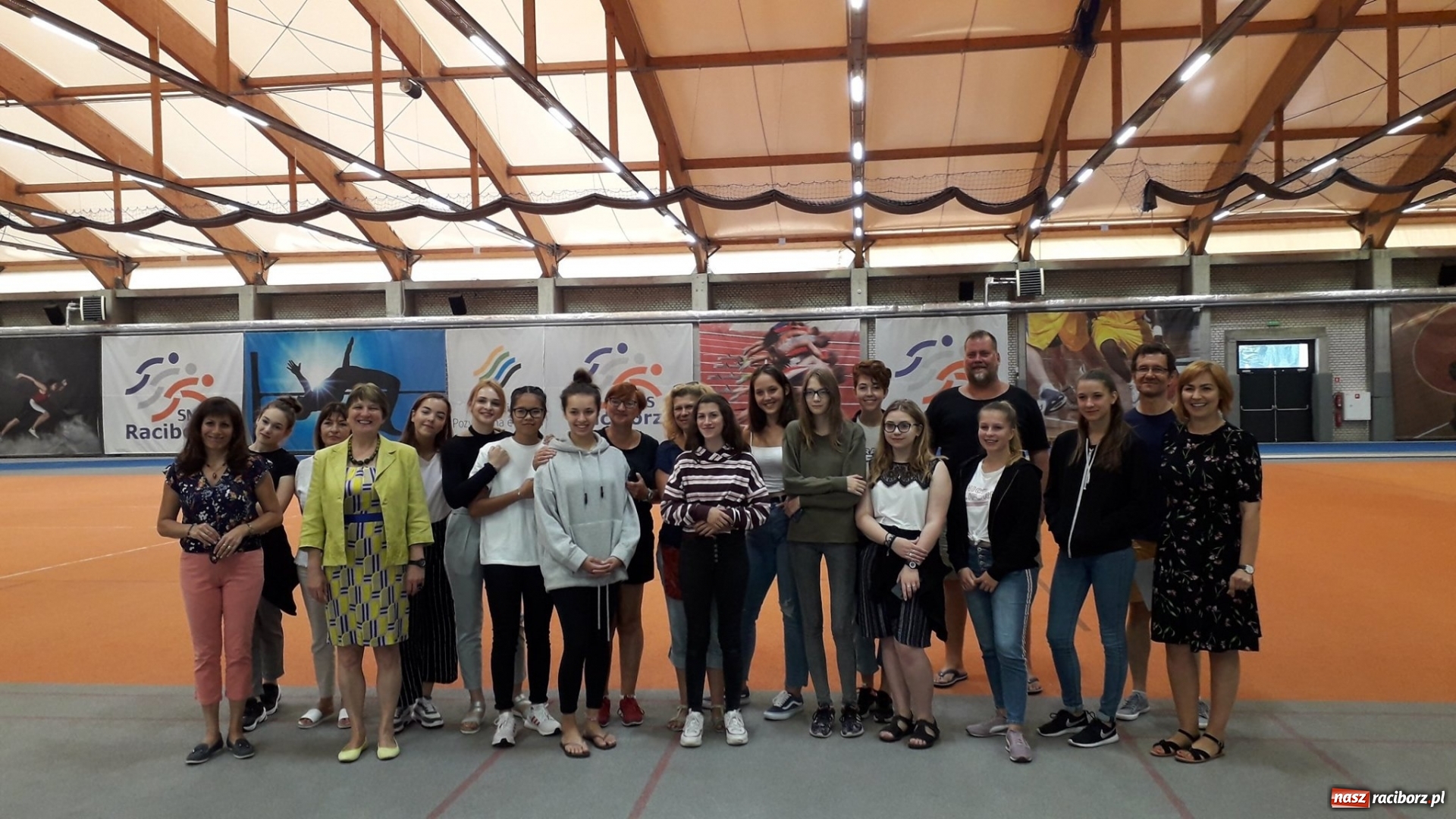 Zdjęcie w galerii na portalu naszraciborz.pl: Węgierska młodzież z wizytą w Raciborzu [FOTO] wiadomości z regionu