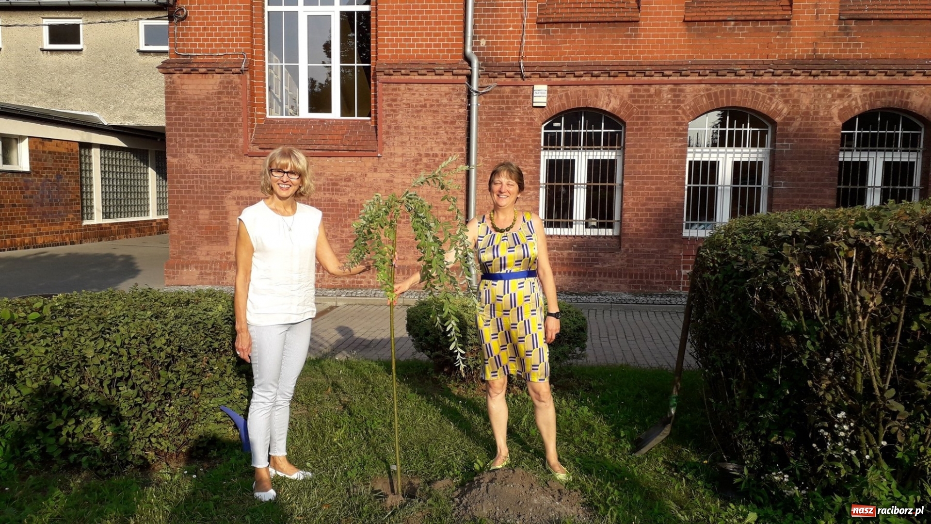 Zdjęcie w galerii na portalu naszraciborz.pl: Węgierska młodzież z wizytą w Raciborzu [FOTO] wiadomości z regionu