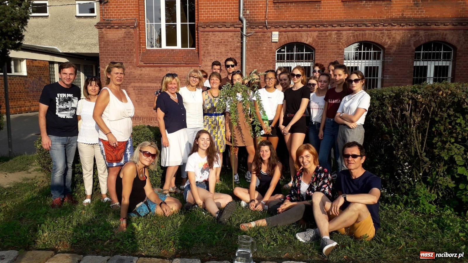 Zdjęcie w galerii na portalu naszraciborz.pl: Węgierska młodzież z wizytą w Raciborzu [FOTO] wiadomości z regionu