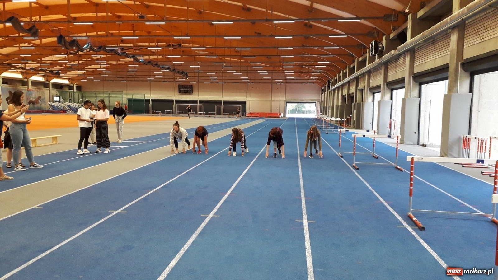 Zdjęcie w galerii na portalu naszraciborz.pl: Węgierska młodzież z wizytą w Raciborzu [FOTO] wiadomości z regionu