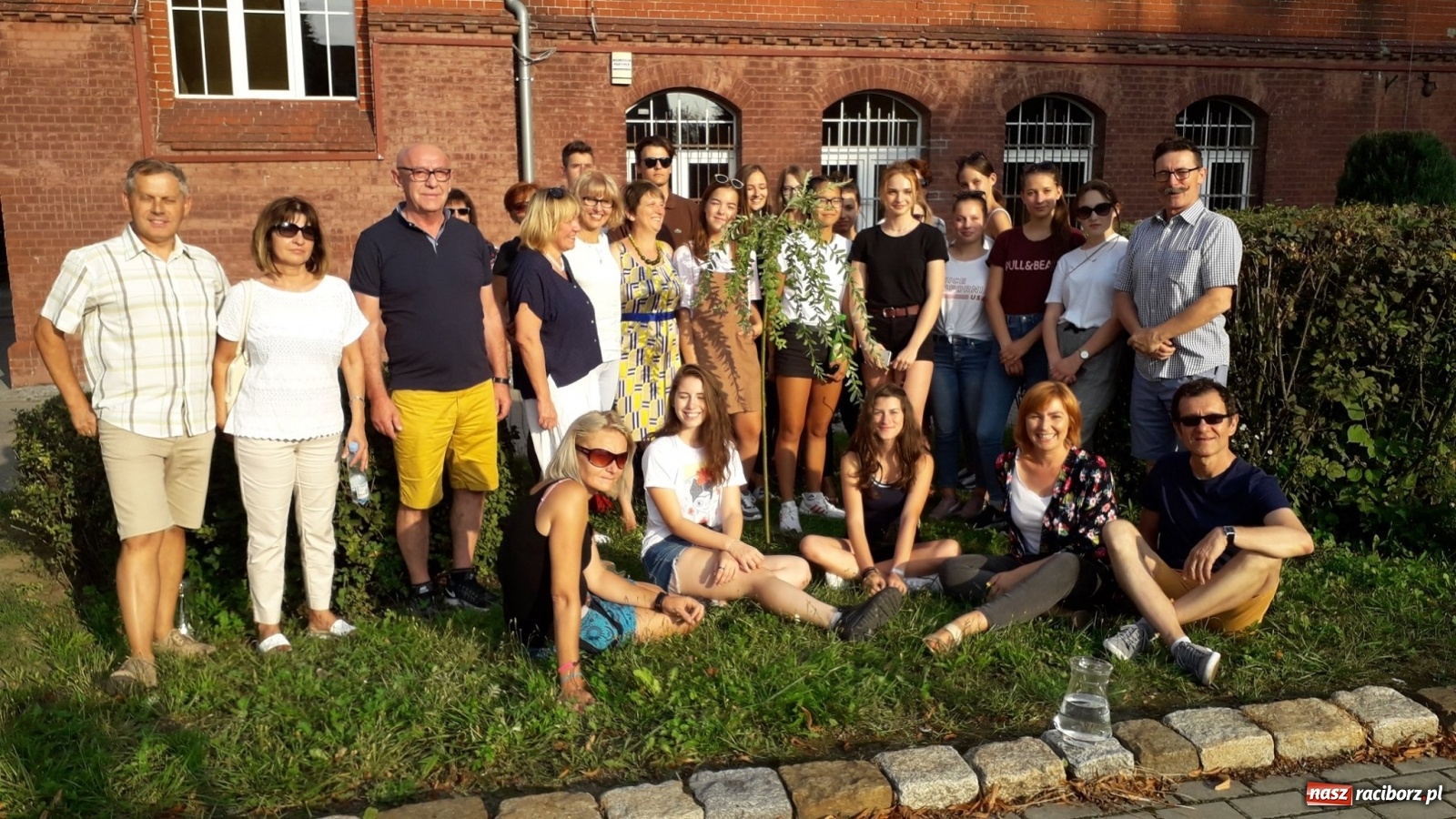 Zdjęcie w galerii na portalu naszraciborz.pl: Węgierska młodzież z wizytą w Raciborzu [FOTO] wiadomości z regionu