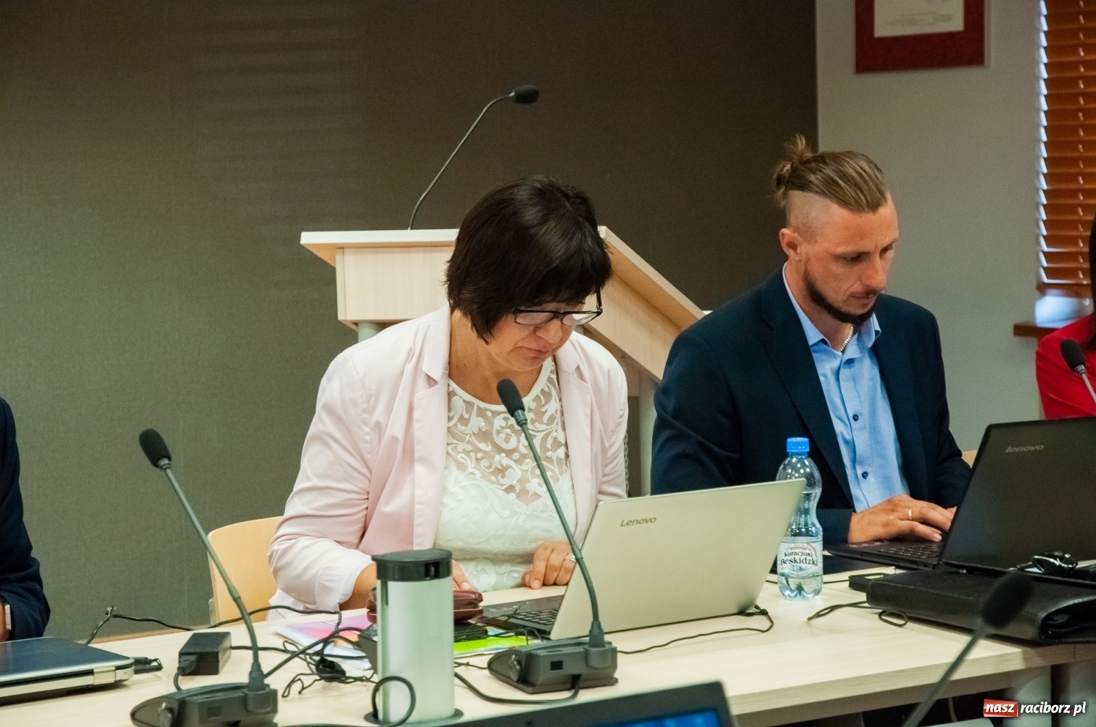 Zdjęcie w galerii na portalu naszraciborz.pl: Wina i chwała, fakty i wiedza. Posłanka Lenartowicz o partyjnej polityce PiS  wiadomości z regionu