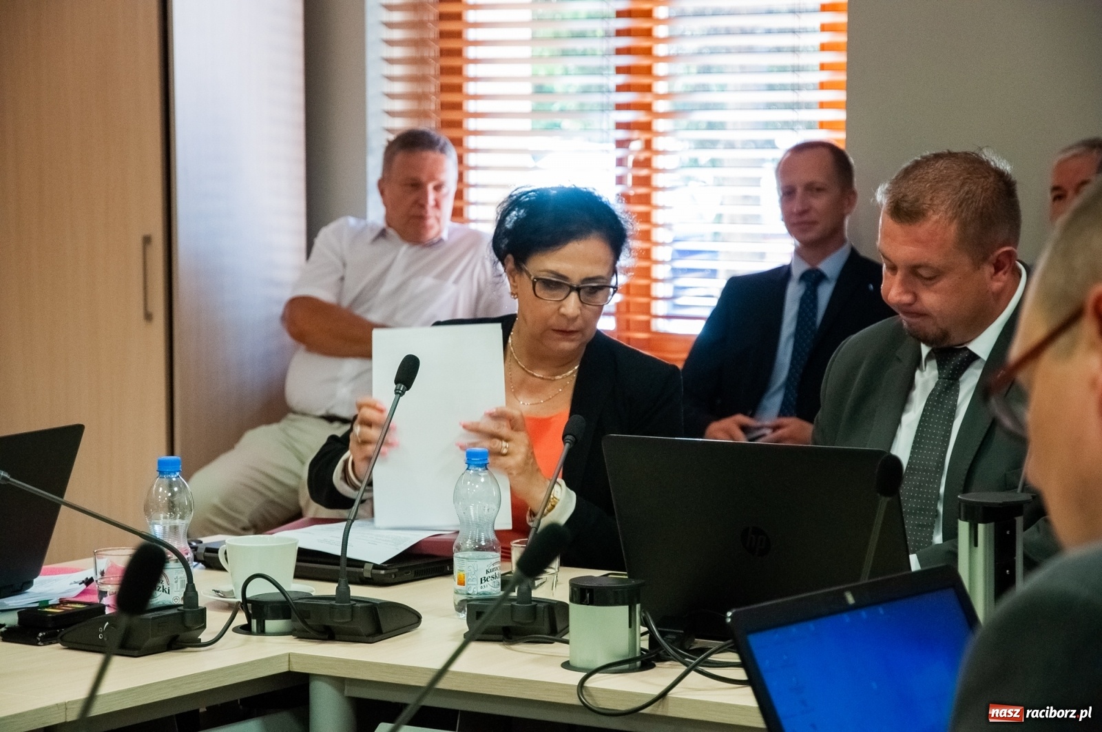 Zdjęcie w galerii na portalu naszraciborz.pl: Wina i chwała, fakty i wiedza. Posłanka Lenartowicz o partyjnej polityce PiS  wiadomości z regionu