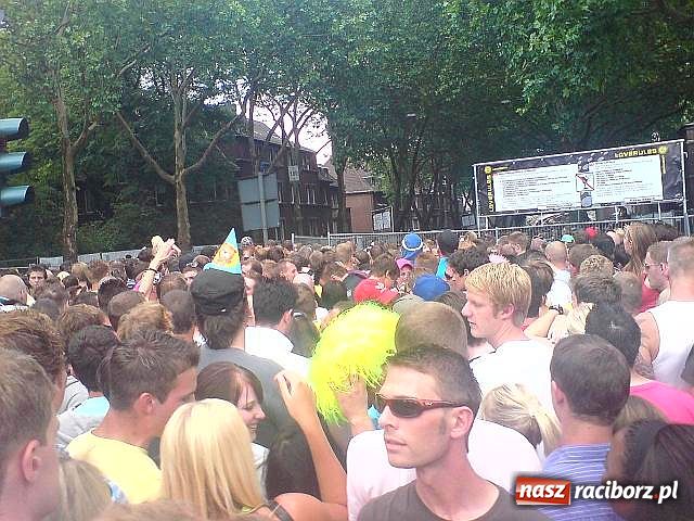 Zdjęcie w galerii na portalu naszraciborz.pl: Wojnowiczanin na Love Parade wiadomości z regionu