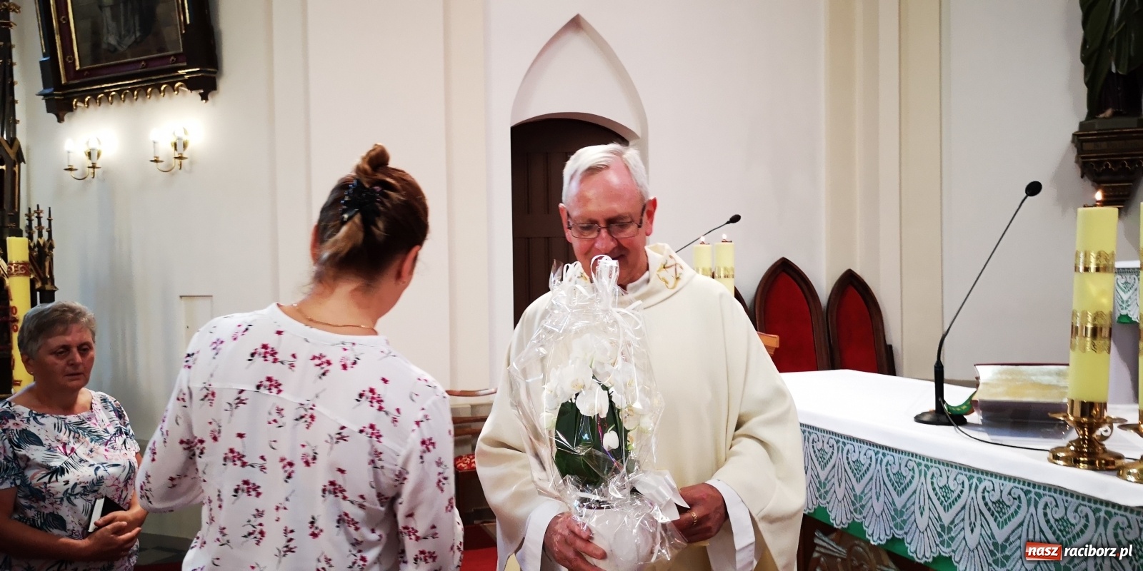 Zdjęcie w galerii na portalu naszraciborz.pl: Pożegnania i powitania. Wchodzą w życie zmiany personalne w parafiach  wiadomości z regionu