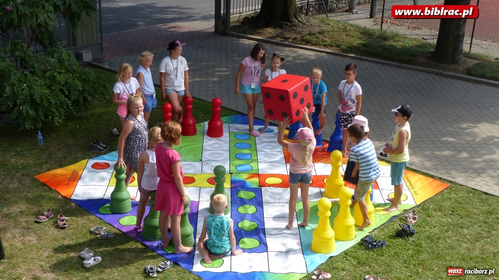 Zdjęcie w galerii na portalu naszraciborz.pl: Zażyjmy sobie piegów! Akademia Pana Kleksa w bibliotece [FOTO] wiadomości z regionu