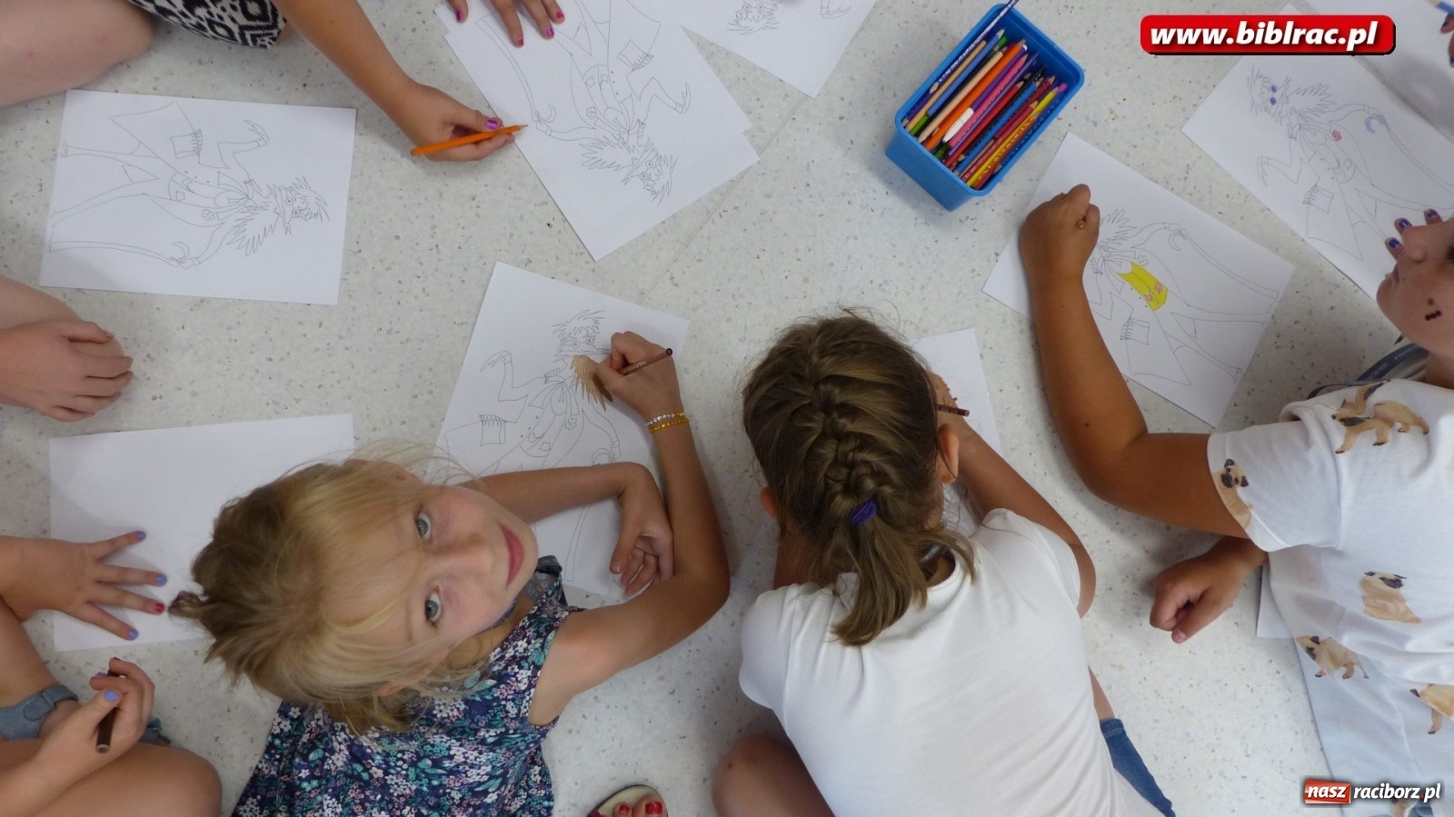 Zdjęcie w galerii na portalu naszraciborz.pl: Zażyjmy sobie piegów! Akademia Pana Kleksa w bibliotece [FOTO] wiadomości z regionu