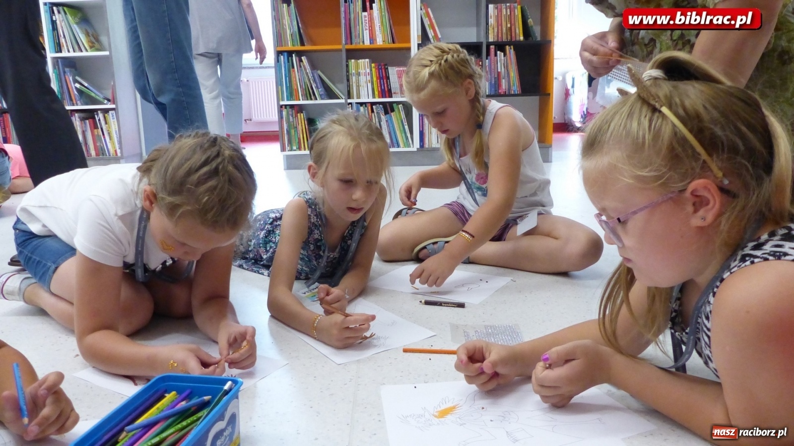 Zdjęcie w galerii na portalu naszraciborz.pl: Zażyjmy sobie piegów! Akademia Pana Kleksa w bibliotece [FOTO] wiadomości z regionu