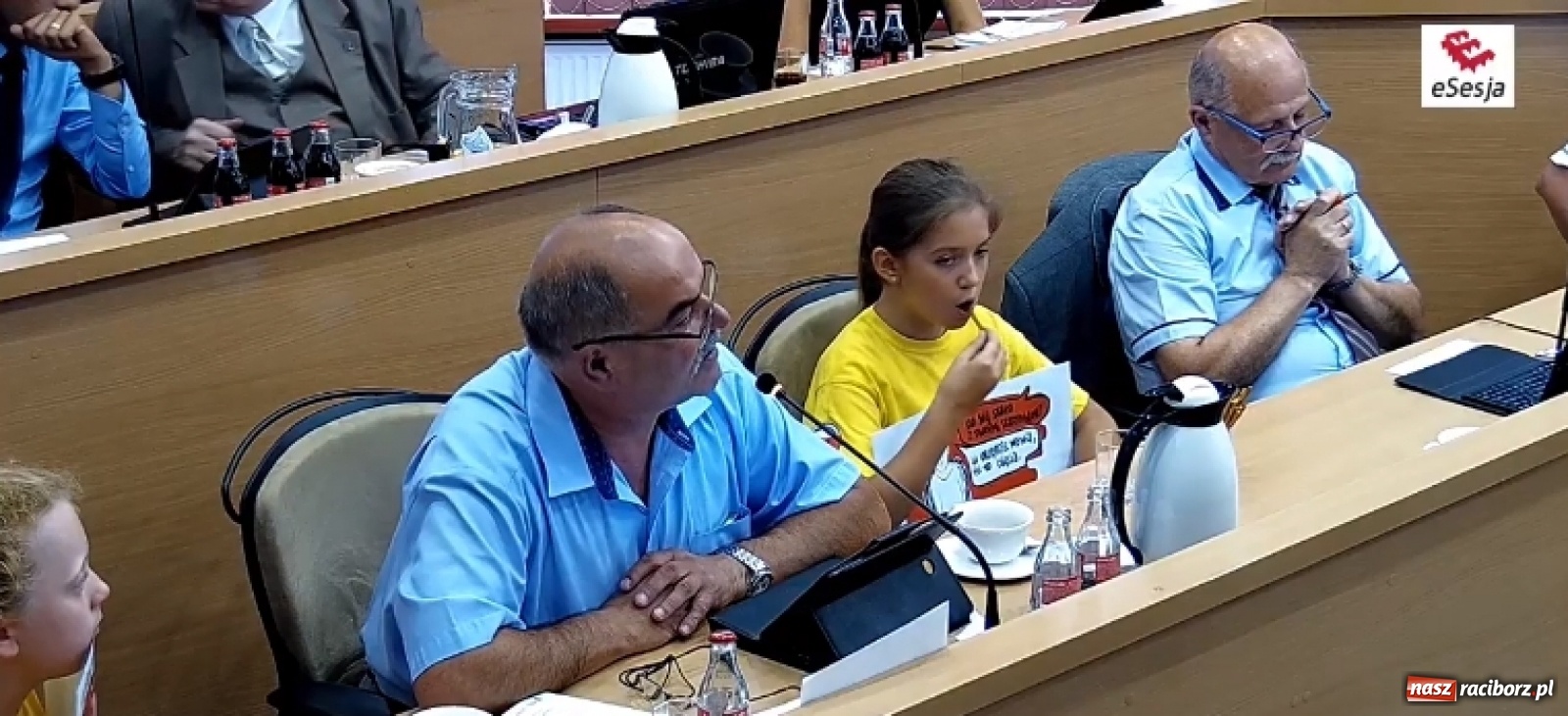 Zdjęcie w galerii na portalu naszraciborz.pl: Koalicja w mieście wykiwana w grze o SP 15. Posłanka Lenartowicz zabrała głos w imieniu rodziców  wiadomości z regionu