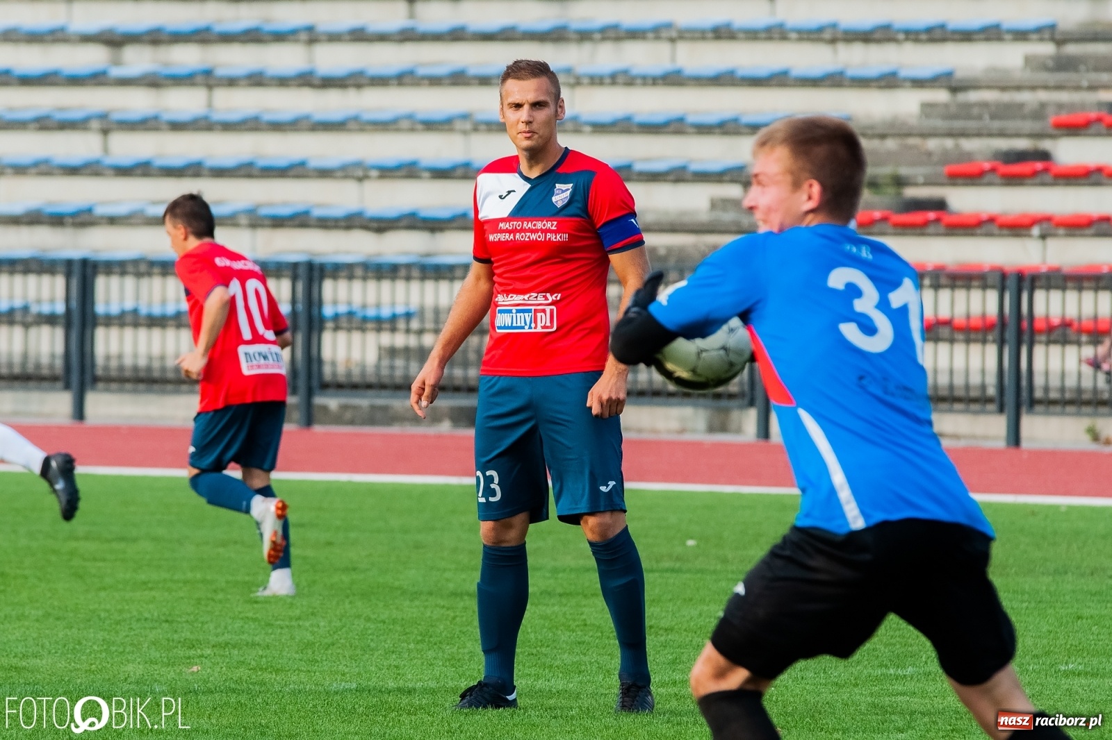Zdjęcie w galerii na portalu naszraciborz.pl: Sytuacji bez liku, a gol tylko jeden. Kolejny remis raciborskiej Unii [FOTO] wiadomości z regionu