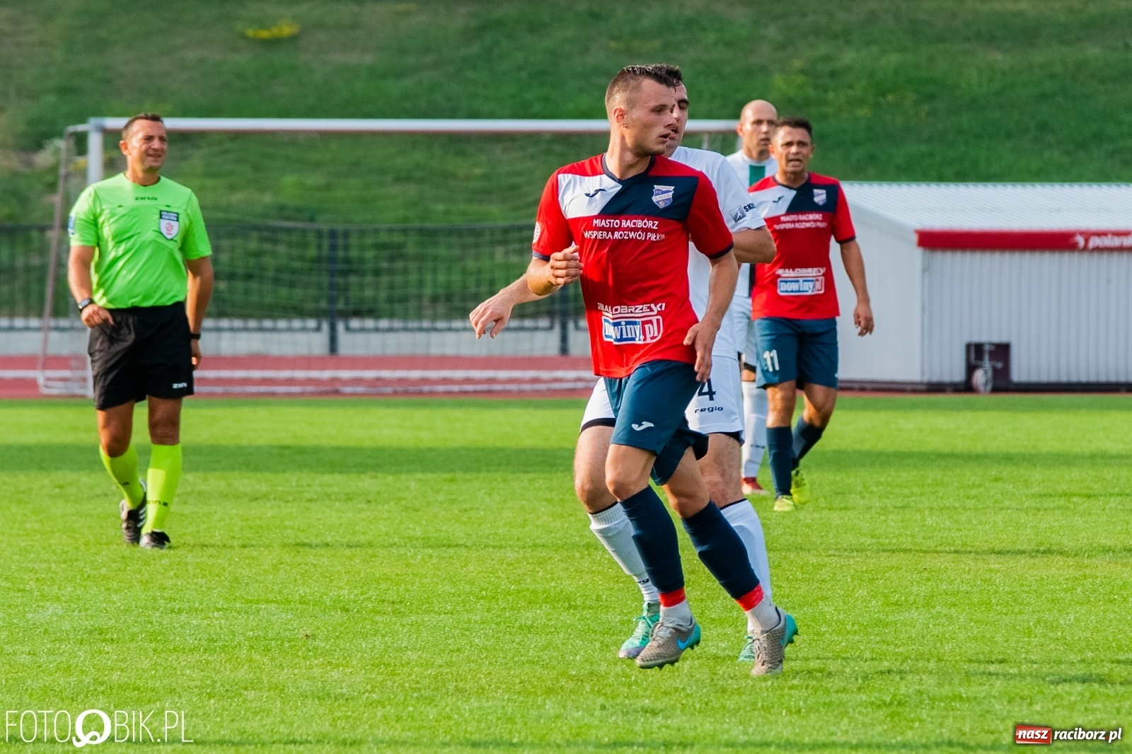 Zdjęcie w galerii na portalu naszraciborz.pl: Sytuacji bez liku, a gol tylko jeden. Kolejny remis raciborskiej Unii [FOTO] wiadomości z regionu