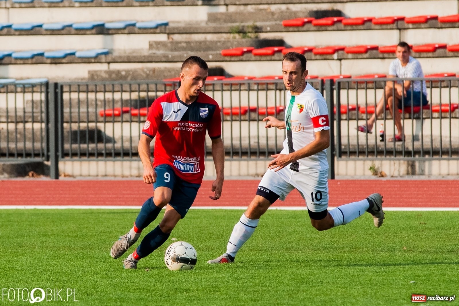 Zdjęcie w galerii na portalu naszraciborz.pl: Sytuacji bez liku, a gol tylko jeden. Kolejny remis raciborskiej Unii [FOTO] wiadomości z regionu