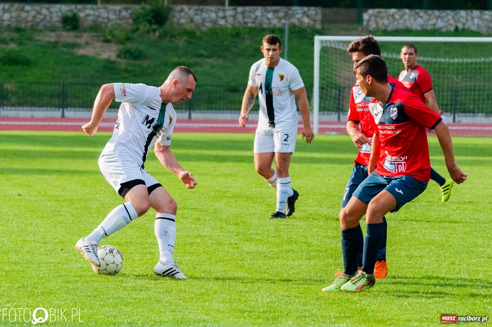Zdjęcie w galerii na portalu naszraciborz.pl: Sytuacji bez liku, a gol tylko jeden. Kolejny remis raciborskiej Unii [FOTO] wiadomości z regionu