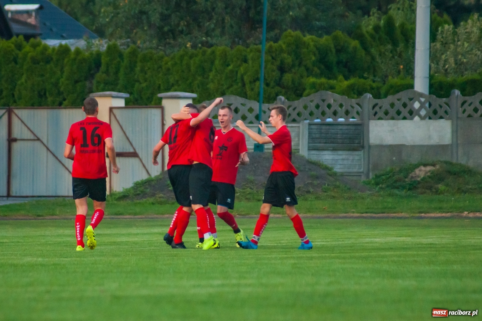 Zdjęcie w galerii na portalu naszraciborz.pl: Tworków umiłował remisy. Podział punktów z Gorzycami [FOTO i WIDEO] wiadomości z regionu