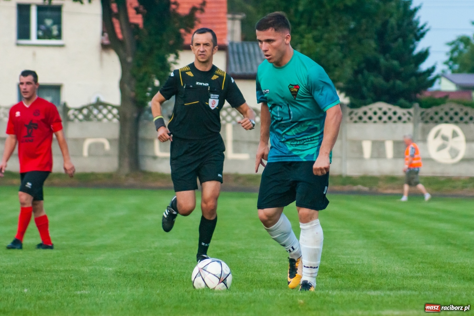 Zdjęcie w galerii na portalu naszraciborz.pl: Tworków umiłował remisy. Podział punktów z Gorzycami [FOTO i WIDEO] wiadomości z regionu