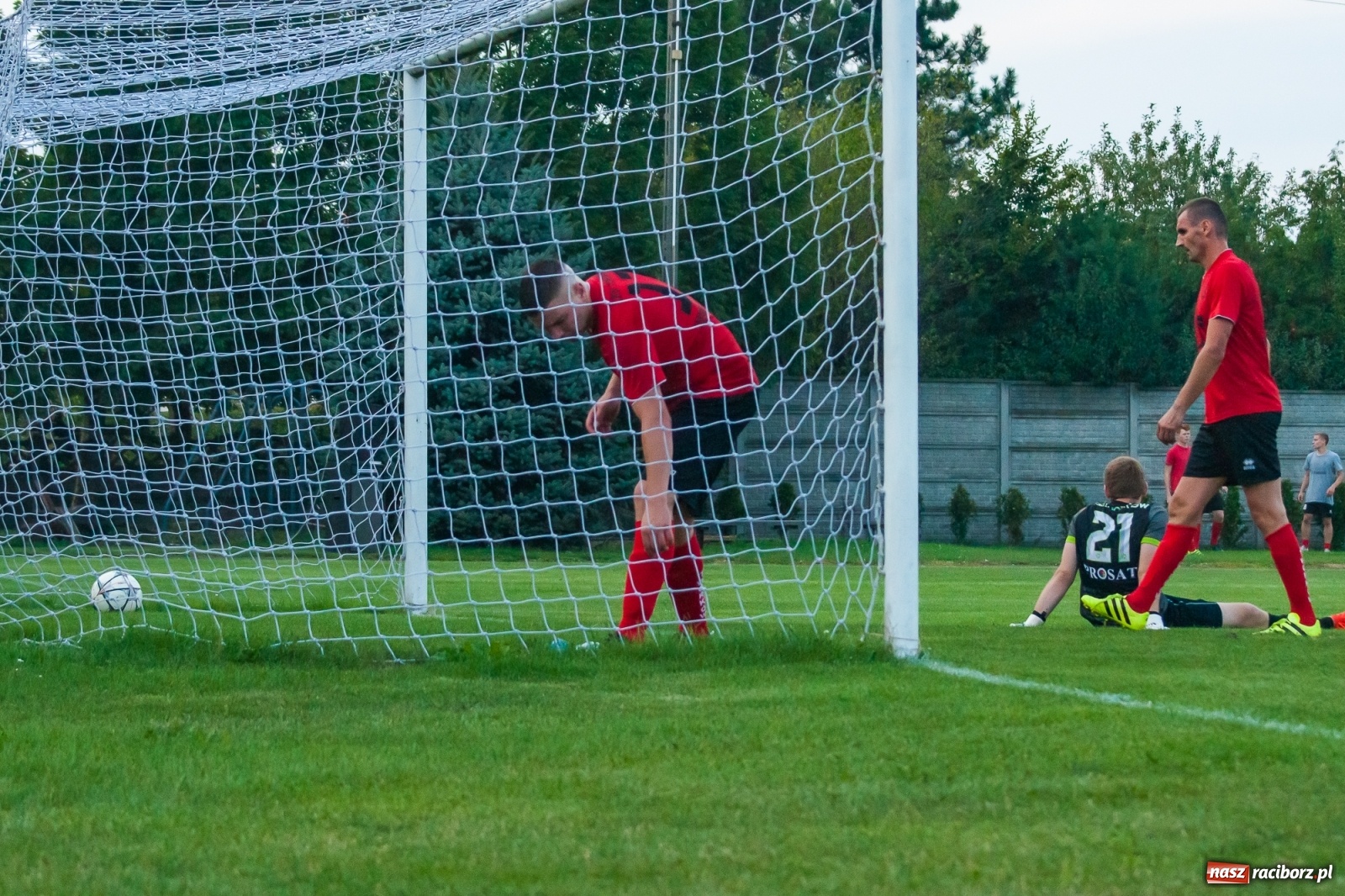 Zdjęcie w galerii na portalu naszraciborz.pl: Tworków umiłował remisy. Podział punktów z Gorzycami [FOTO i WIDEO] wiadomości z regionu