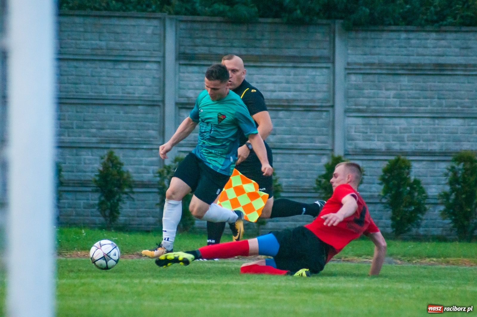 Zdjęcie w galerii na portalu naszraciborz.pl: Tworków umiłował remisy. Podział punktów z Gorzycami [FOTO i WIDEO] wiadomości z regionu