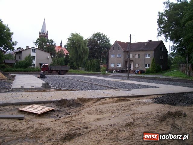 Zdjęcie w galerii na portalu naszraciborz.pl: Krowiarki mają nowoczesne boisko wiadomości z regionu